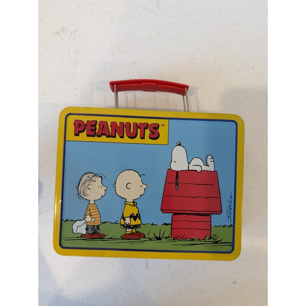Peanuts Metal Lunch Box w/ Charlie Brown & Snoopy On Front & Back